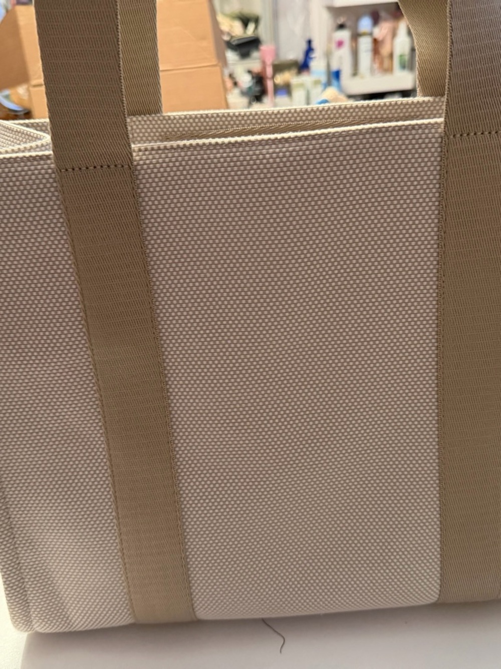 Lululemon Two-Tone Canvas Tote Bag in Cream - Picture 3 of 6